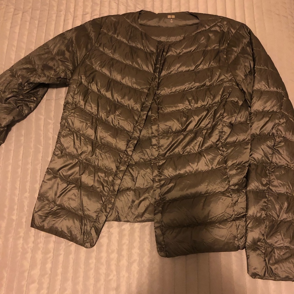 Uniqlo M Brown Lightweight Puffer